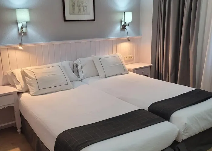 Ribaeta Otel