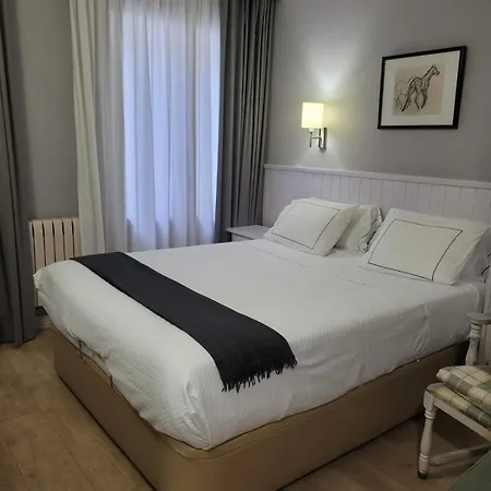 Hotel Ribaeta 2*